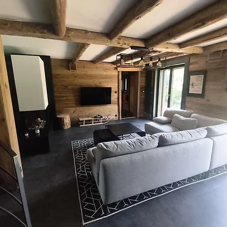 Spacieux Pres Centre - 8 Pers. Apartment *