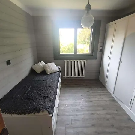Spacieux Pres Centre - 8 Pers. Apartment